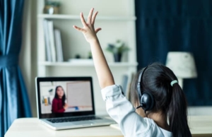 The Advantages Of Sending Your Kids To An Online School Kids To An Online School