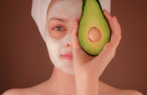 4 DIY Face Masks To Try At Home! 4 DIY Face Masks To Try At Home