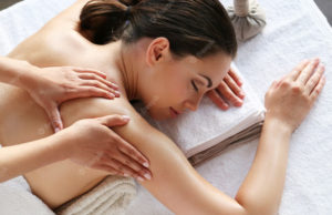 Benefits of Ayurvedic Body Massage Reducing Tiredness